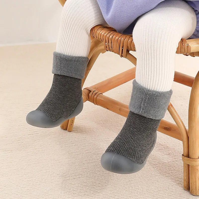 New Thickened Kids Socks Shoes Winter Super Warm Baby Toddler Boots Boys Girl Sneakers Newborn Indoor Shoes Floor Footwear Shoes