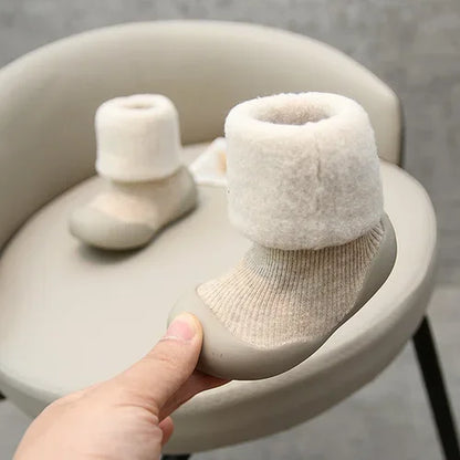 New Thickened Kids Socks Shoes Winter Super Warm Baby Toddler Boots Boys Girl Sneakers Newborn Indoor Shoes Floor Footwear Shoes
