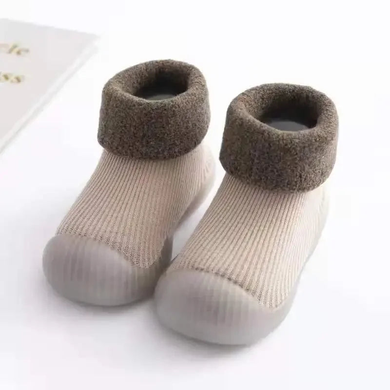 New Thickened Kids Socks Shoes Winter Super Warm Baby Toddler Boots Boys Girl Sneakers Newborn Indoor Shoes Floor Footwear Shoes