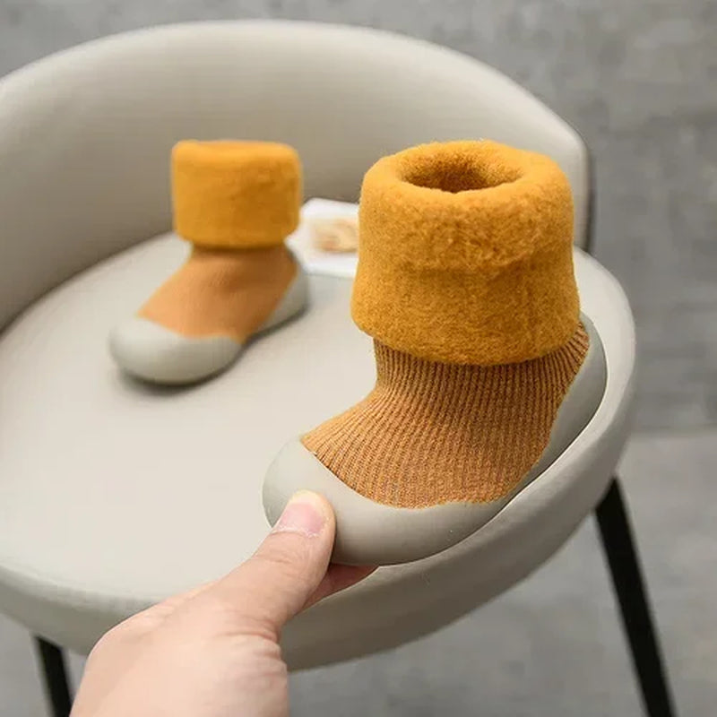 New Thickened Kids Socks Shoes Winter Super Warm Baby Toddler Boots Boys Girl Sneakers Newborn Indoor Shoes Floor Footwear Shoes